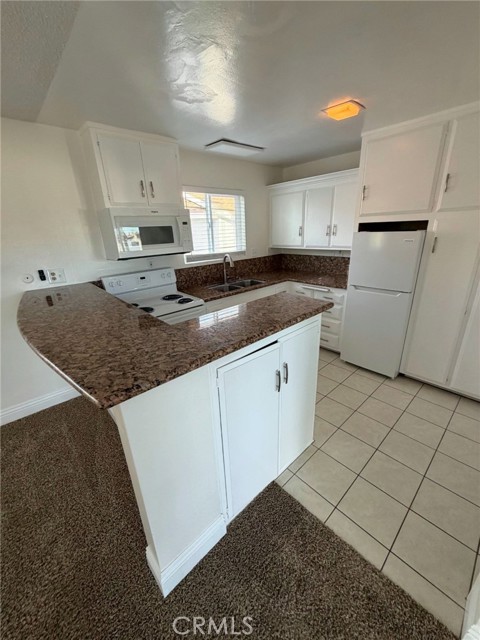 Detail Gallery Image 10 of 31 For 931 W 19th St #30,  Costa Mesa,  CA 92627 - 1 Beds | 1 Baths