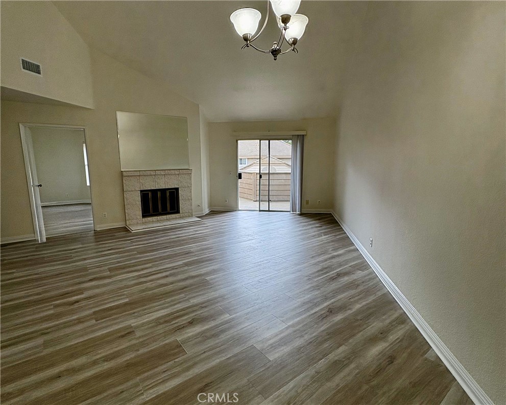 MLS #OC25265449 image #7