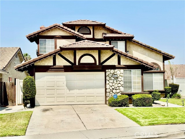 11308 Sherwood Court, Fontana CA: https://media.crmls.org/medias/c3ce6ee5-5d2d-44d3-898e-db7c27b793d7.jpg