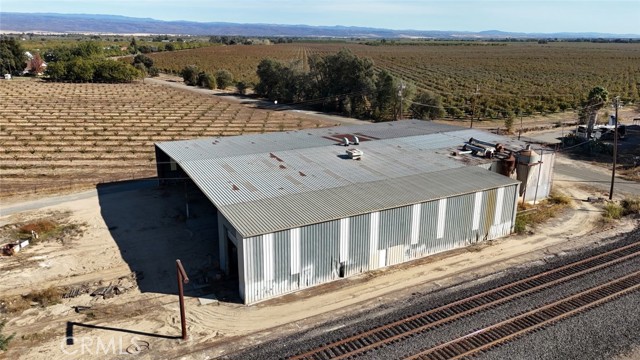 6038 Anita Road, Chico CA: https://media.crmls.org/medias/c3cee964-26f6-4aeb-8cb7-59e843e2f483.jpg