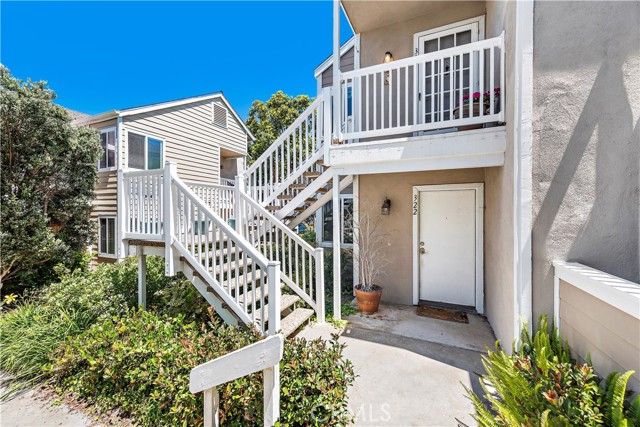 Detail Gallery Image 3 of 29 For 34110 Selva Rd #321,  Dana Point,  CA 92629 - 2 Beds | 2 Baths