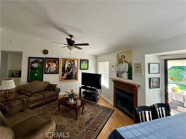 Detail Gallery Image 9 of 33 For 1278 Old Hickory Rd, Corona,  CA 92882 - 3 Beds | 2 Baths