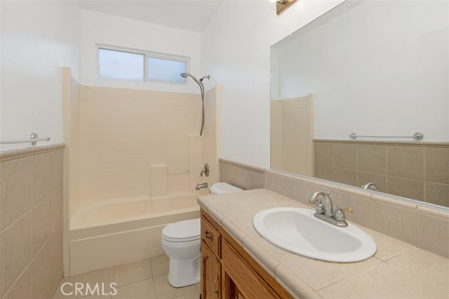 Detail Gallery Image 35 of 40 For 9909 Mona Lisa Ln, Bakersfield,  CA 93312 - 3 Beds | 2 Baths