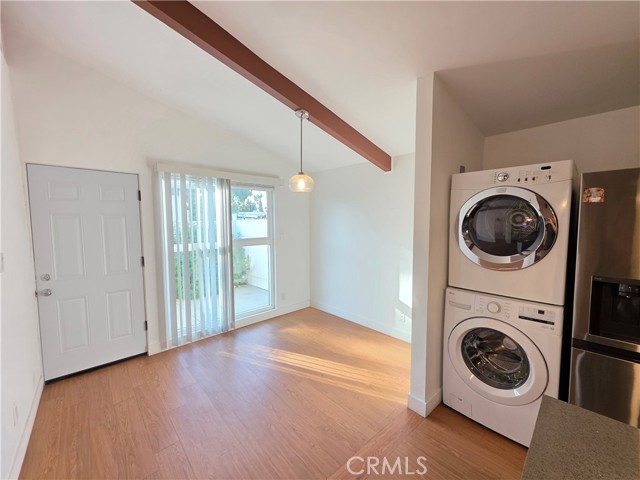 Detail Gallery Image 10 of 28 For 6423 Wilbur, Reseda,  CA 91335 - 3 Beds | 2 Baths