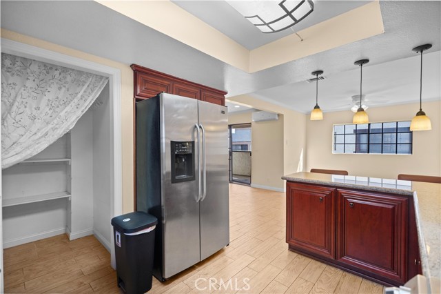 215 N Maple Avenue, Montebello CA: https://media.crmls.org/medias/c3d10558-15c8-47d4-aa51-edbfd4d762ba.jpg