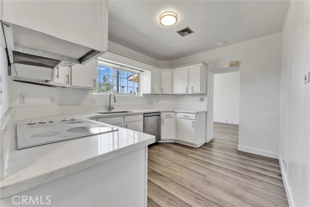 6910 Carnelian Street, Rancho Cucamonga CA: https://media.crmls.org/medias/c3d20f90-3784-42d6-9a78-b39c1c870ab9.jpg