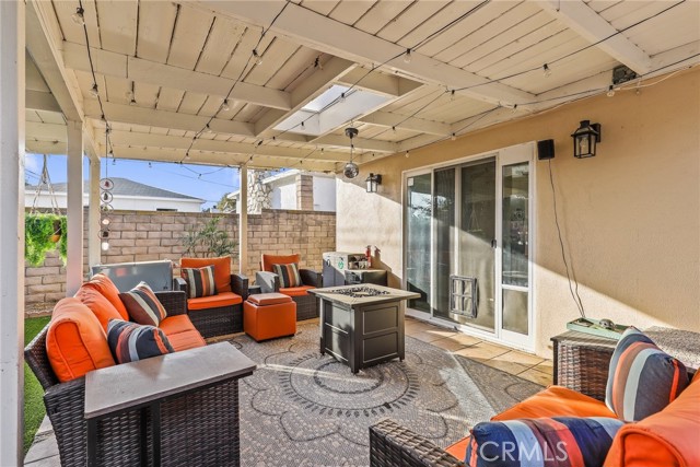 Detail Gallery Image 25 of 30 For 1052 Greenhedge St, Torrance,  CA 90502 - 4 Beds | 2 Baths