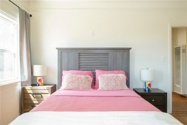 Detail Gallery Image 12 of 40 For 2533 Eucalyptus Ave, Long Beach,  CA 90806 - 8 Beds | 5 Baths