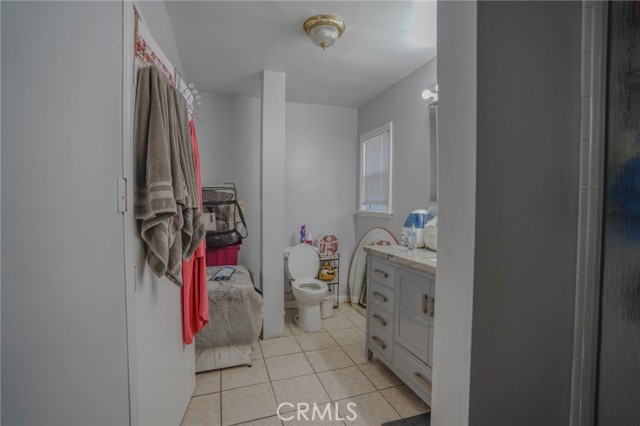 Detail Gallery Image 21 of 48 For 404 Poinsettia, Compton,  CA 90221 - 3 Beds | 2 Baths