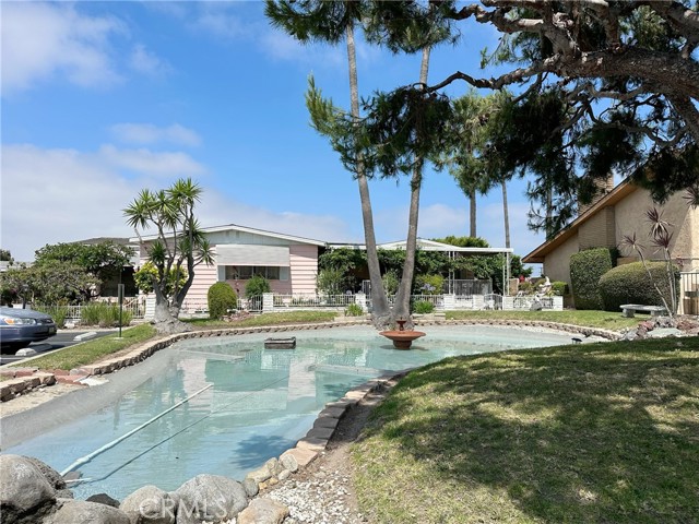 9200 Westminster Blvd Unit 73, Westminster CA: https://media.crmls.org/medias/c3d43012-6ba5-484a-8dc8-50b2d4e45963.jpg