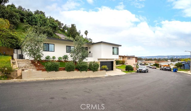 Detail Gallery Image 48 of 48 For 4028 Don Diablo, Los Angeles,  CA 90008 - 3 Beds | 2 Baths