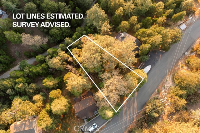 1274 Evergreen Lane, Lake Arrowhead CA: https://media.crmls.org/medias/c3d4e513-b00a-4a68-8612-eb926148373d.jpg