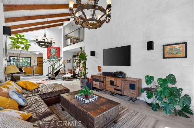 Detail Gallery Image 27 of 75 For 5526 Fulton, Sherman Oaks,  CA 91401 - 3 Beds | 3 Baths