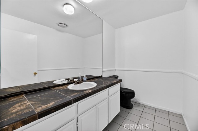 Image 19 of 60 For 7526 Jerez Court 4