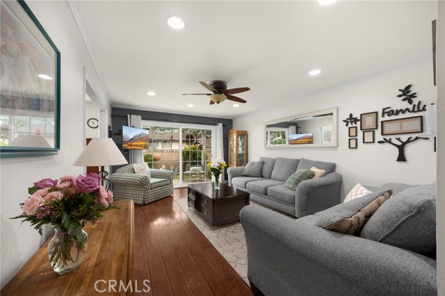 Detail Gallery Image 10 of 31 For 12526 Chadwell St, Lakewood,  CA 90715 - 3 Beds | 2 Baths