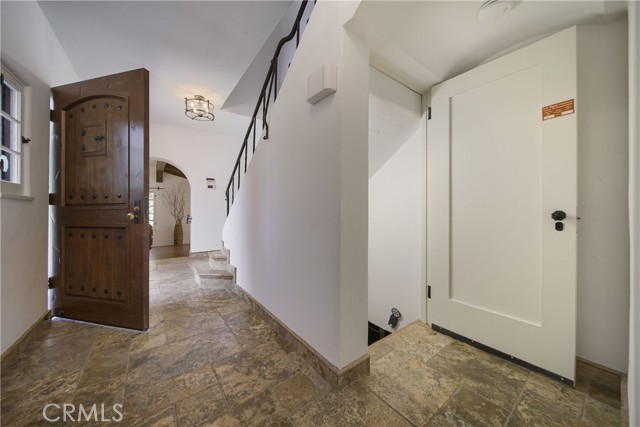 Detail Gallery Image 28 of 63 For 516 E Stocker St, Glendale,  CA 91207 - 4 Beds | 3 Baths