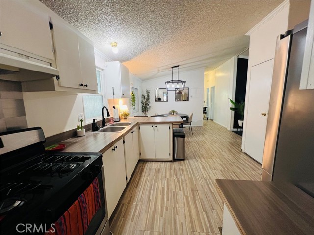 Detail Gallery Image 19 of 32 For 12700 Elliott Ave #501,  El Monte,  CA 91732 - 4 Beds | 2 Baths