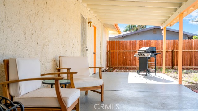 57966 El Dorado Drive, Yucca Valley CA: https://media.crmls.org/medias/c3d64227-4a7a-42ec-bef6-15967299c722.jpg