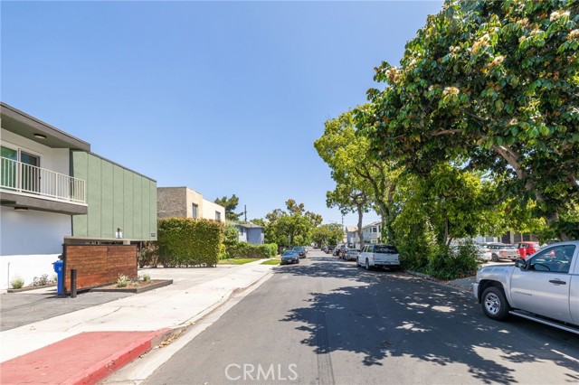 3337 S Durango Avenue, Los Angeles CA: https://media.crmls.org/medias/c3d66542-c51b-406b-b9b5-93e571365b38.jpg