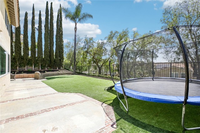 21391 Birdhollow Drive, Trabuco Canyon CA: https://media.crmls.org/medias/c3d69352-9e24-49b5-9c5e-653b1b14a5af.jpg