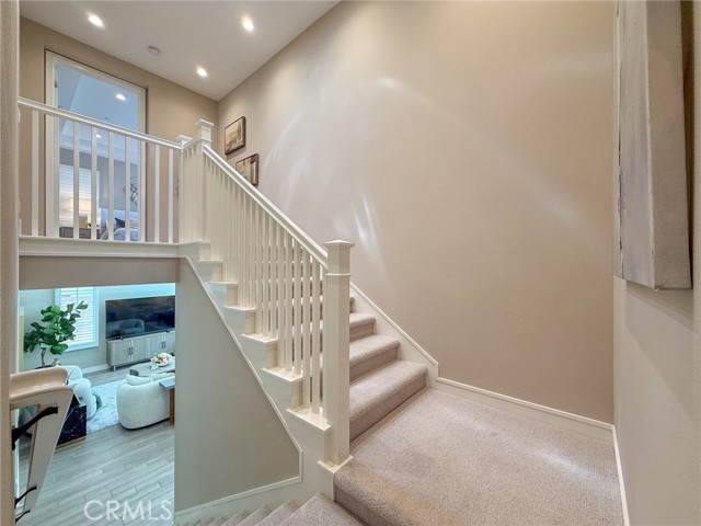 142 Dolci, Irvine CA: https://media.crmls.org/medias/c3d6add9-079b-4739-8ab8-b86ba0e98ef4.jpg