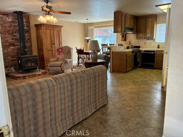 32079 Fern Dr, Running Springs, CA 92382