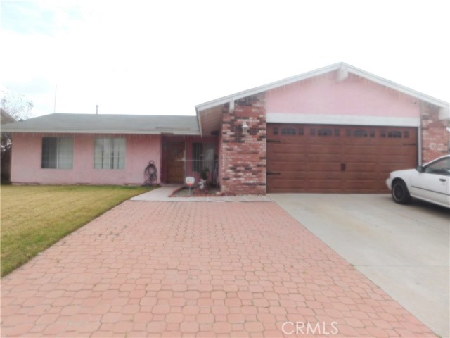 7465 Nelson Ave, Fontana, CA 92336