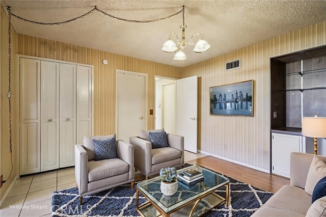 MLS #OC25261845 image #6