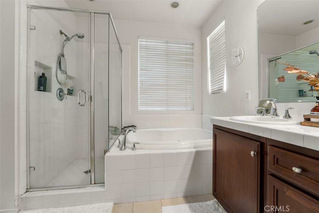 MLS #OC25135462 image #23