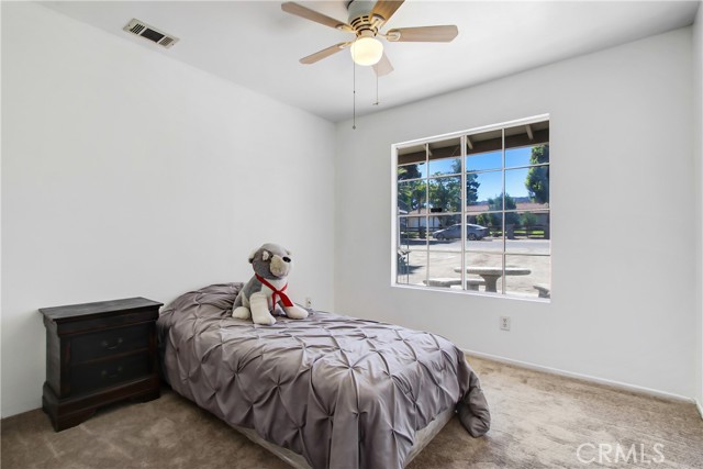 21703 Corso Alto Avenue, Nuevo CA: https://media.crmls.org/medias/c3d9dded-26c4-454d-917a-b498df522bd7.jpg