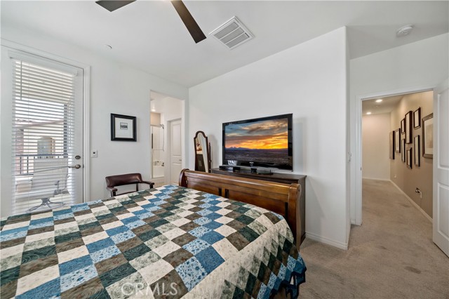15210 Horizon Street, Fontana CA: https://media.crmls.org/medias/c3d9edd0-4e44-4e2b-a276-09e00c18308d.jpg