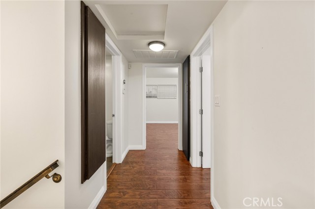 Detail Gallery Image 23 of 52 For 12759 Elkwood St, North Hollywood,  CA 91605 - 4 Beds | 3 Baths