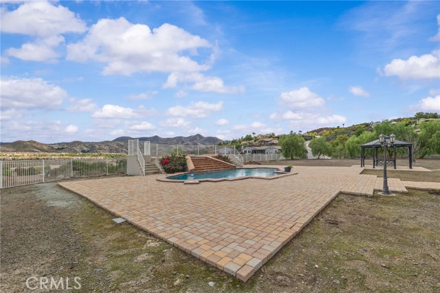 Detail Gallery Image 39 of 54 For 101 via De La Valle, Lake Elsinore,  CA 92532 - 4 Beds | 2/1 Baths