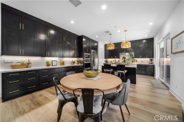 Detail Gallery Image 18 of 61 For 19127 Malabar St, Canyon Country,  CA 91351 - 5 Beds | 4 Baths