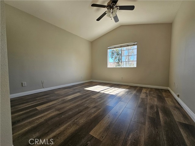 2363 Paseo Circulo, Tustin CA: https://media.crmls.org/medias/c3dd0c7a-1885-4288-929f-39253de03377.jpg