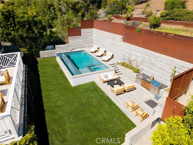 Detail Gallery Image 22 of 59 For 2520 La Condesa Dr, Los Angeles,  CA 90049 - 5 Beds | 6 Baths
