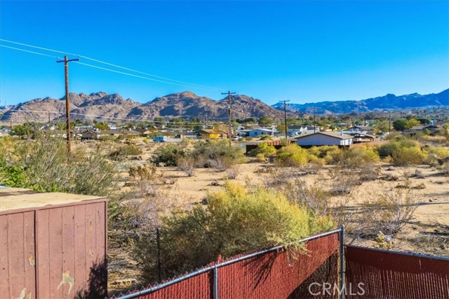 Detail Gallery Image 33 of 45 For 6155 E Parkway, Joshua Tree,  CA 92252 - 3 Beds | 2 Baths