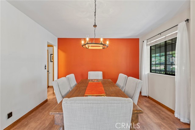 1364 Toronto Drive, Lake Arrowhead CA: https://media.crmls.org/medias/c3defdcb-4361-4222-a11b-679eb69210f8.jpg