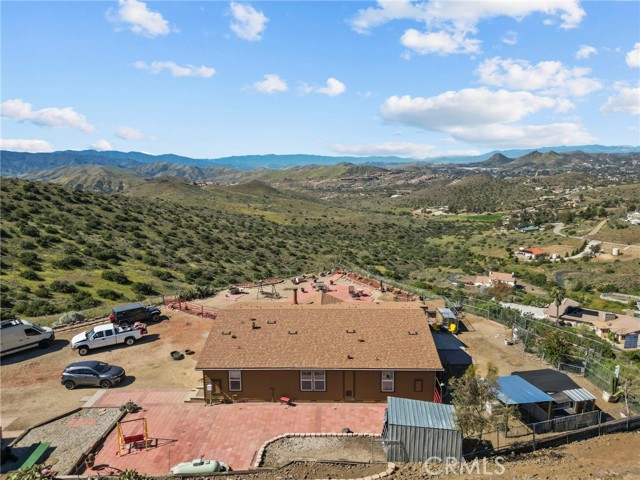 Detail Gallery Image 2 of 54 For 33330 Palen, Agua Dulce,  CA 91350 - 3 Beds | 2 Baths