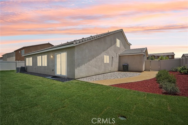 873 Canopy Lane, San Jacinto CA: https://media.crmls.org/medias/c3e0ca26-3229-4b2f-a0b4-0312dc71e2c4.jpg