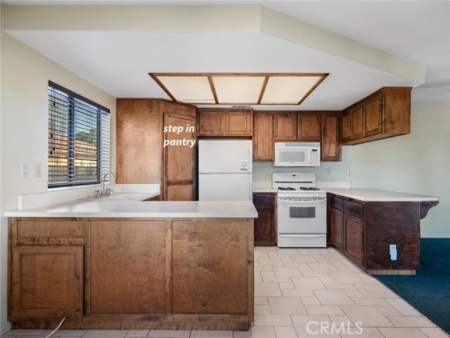 Detail Gallery Image 13 of 36 For 15082 Orchard Hill, Helendale,  CA 92342 - 2 Beds | 2 Baths