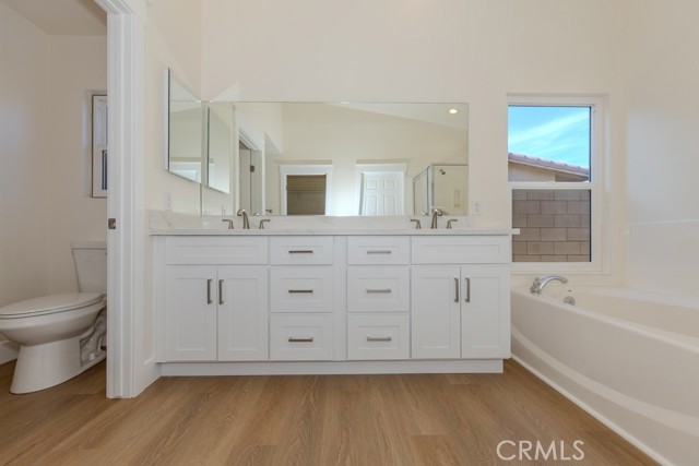 MLS #OC25164195 image #32