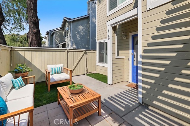 Detail Gallery Image 4 of 31 For 6180 Old Village Rd #64,  Yorba Linda,  CA 92887 - 2 Beds | 2/1 Baths