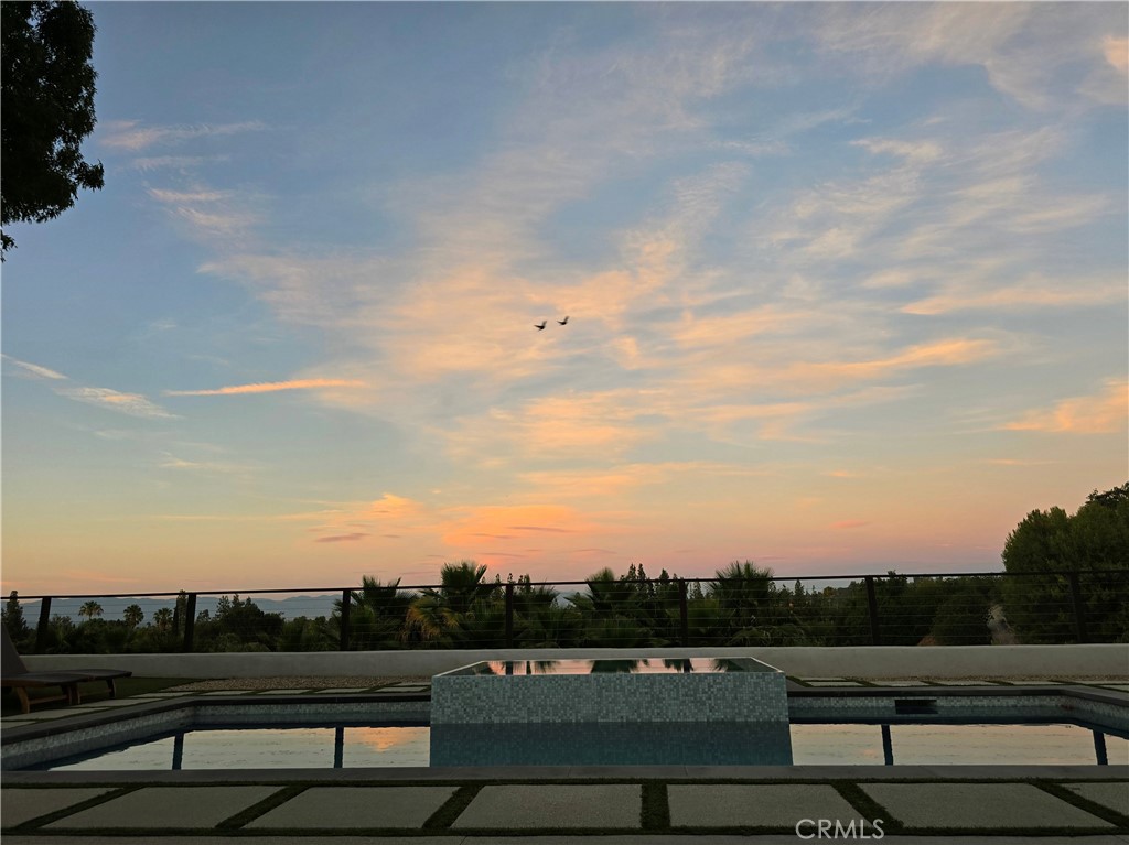 https://media.crmls.org/medias/c3e39b57-4d3d-4590-820e-f365a9302dc7.jpg?preset=X-Large