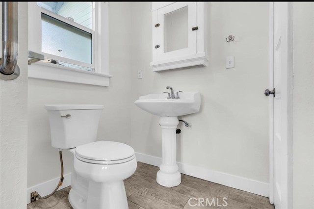 Detail Gallery Image 8 of 21 For 3962 Hubbard, Los Angeles,  CA 90023 - 2 Beds | 1 Baths