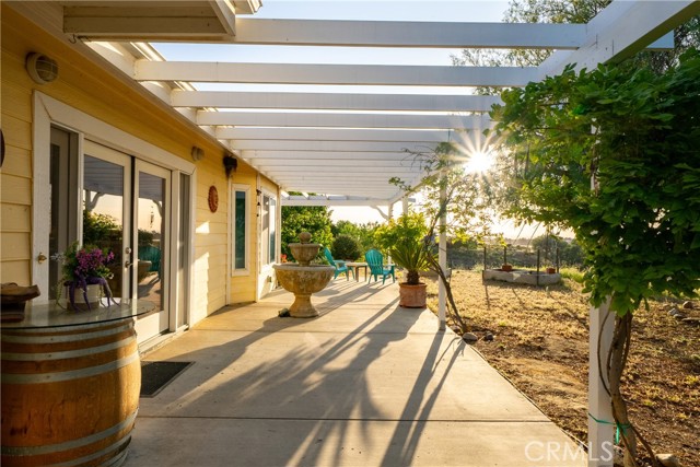 5015 Stagg Hill Place, Paso Robles CA: https://media.crmls.org/medias/c3e42cdf-5da3-409e-923b-410178b7e371.jpg