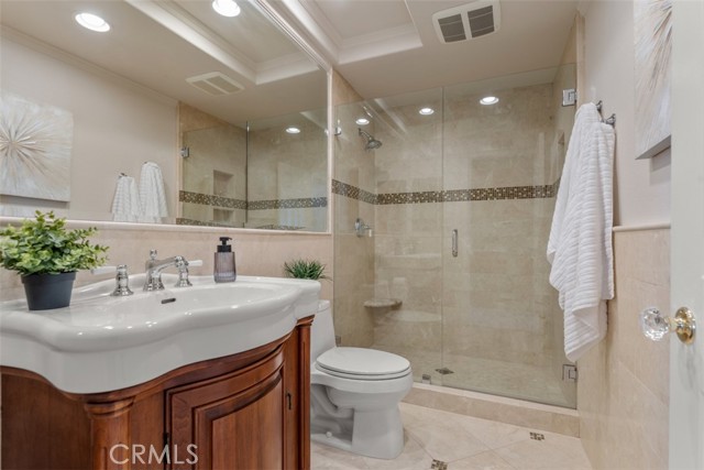 Detail Gallery Image 14 of 25 For 5383 via Morena, Yorba Linda,  CA 92886 - 3 Beds | 2/1 Baths