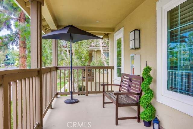 253 Gallery Way, Tustin CA: https://media.crmls.org/medias/c3e4d23b-847e-4be6-85af-d8ec4508cf4f.jpg
