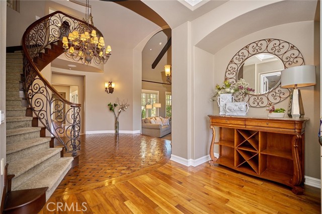 Detail Gallery Image 6 of 74 For 19072 Green Oaks Rd, Yorba Linda,  CA 92886 - 6 Beds | 7/1 Baths