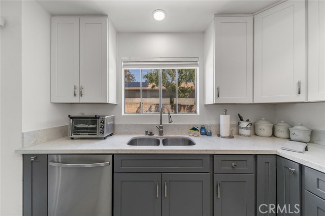 Detail Gallery Image 8 of 20 For 10062 Palo Alto St, Rancho Cucamonga,  CA 91730 - 4 Beds | 2 Baths